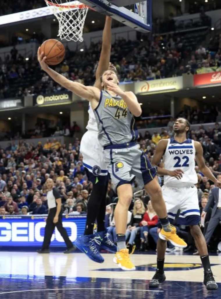 Najbolji hrvatski košarkaš Bojan Bogdanović je u noći sa četvrtka na petak po hrvatskom vremenu u "Bankers Life Fieldhouseu", odigrao jednu od najboljih partija u NBA ligi ikad.