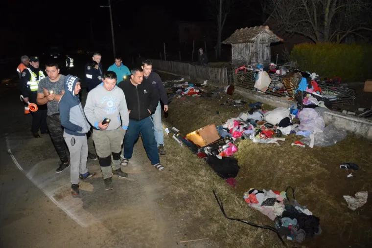 STRAVIČNA NESREĆA KOD BJELOVARA: Prebrzo se vozio kombijem, pa se zabio u rasvjetni stup i oti&scaron;ao u smrt