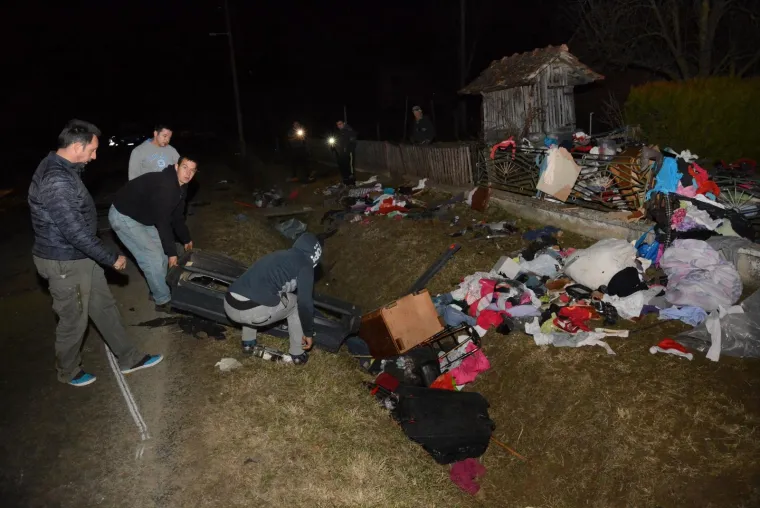 STRAVIČNA NESREĆA KOD BJELOVARA: Prebrzo se vozio kombijem, pa se zabio u rasvjetni stup i oti&scaron;ao u smrt