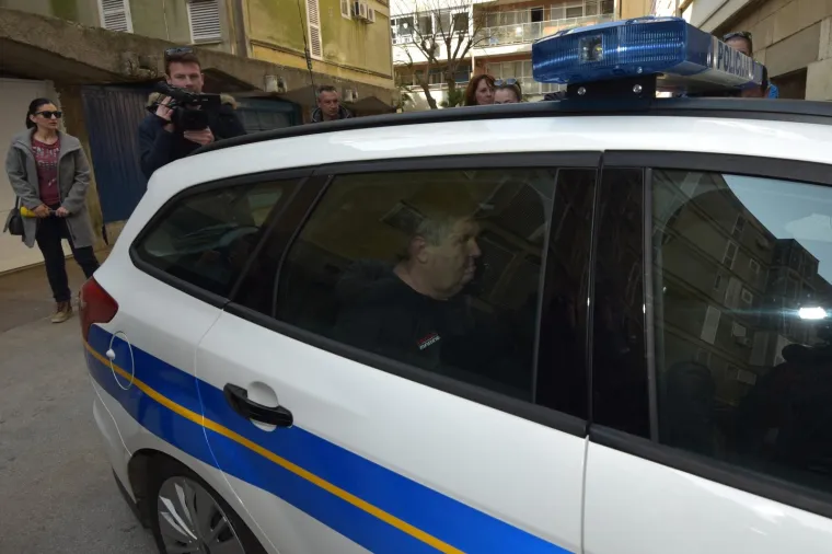 MONSTRUM KOJI JE BACIO DJECU S BALKONA PRIVEDEN NA SUD: Očekuje se odluka o istražnom zatvoru