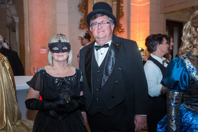 MASKIRANA PREDSJEDNICA: Kolinda zasjala u izdanju u kakvom je nikada niste vidjeli