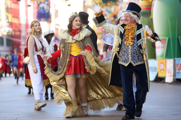 Velika karnevalska povorka u Rijeci: Vi&scaron;e od 10.500 ma&scaron;kara prodefiliralo Korzom