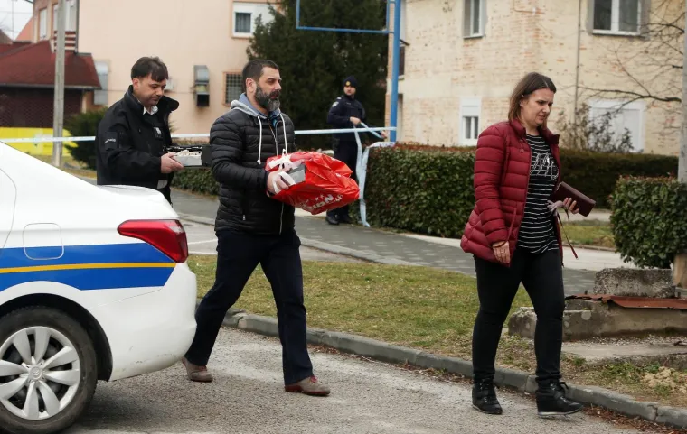 Nepoznati počinitelji u sredi&scaron;tu Pisarovine razvalili bankomat!