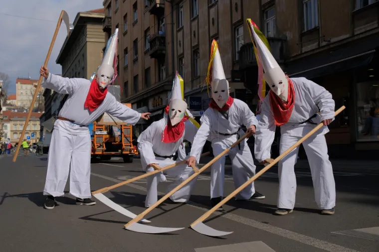 Zagreb: Fašnička povorka u centru grada povodom manifestacije Fašnik vu Zagrebu 02.03.2019., Zagreb - Fasnicka povorka u sklopu manifestacije "Fasnik vu Zagrebu" prosla je od Trga bana Josipa Jelacica do Hrvatskog narodnog kazalista.
Photo: Slaven Branislav Babic/PIXSELL