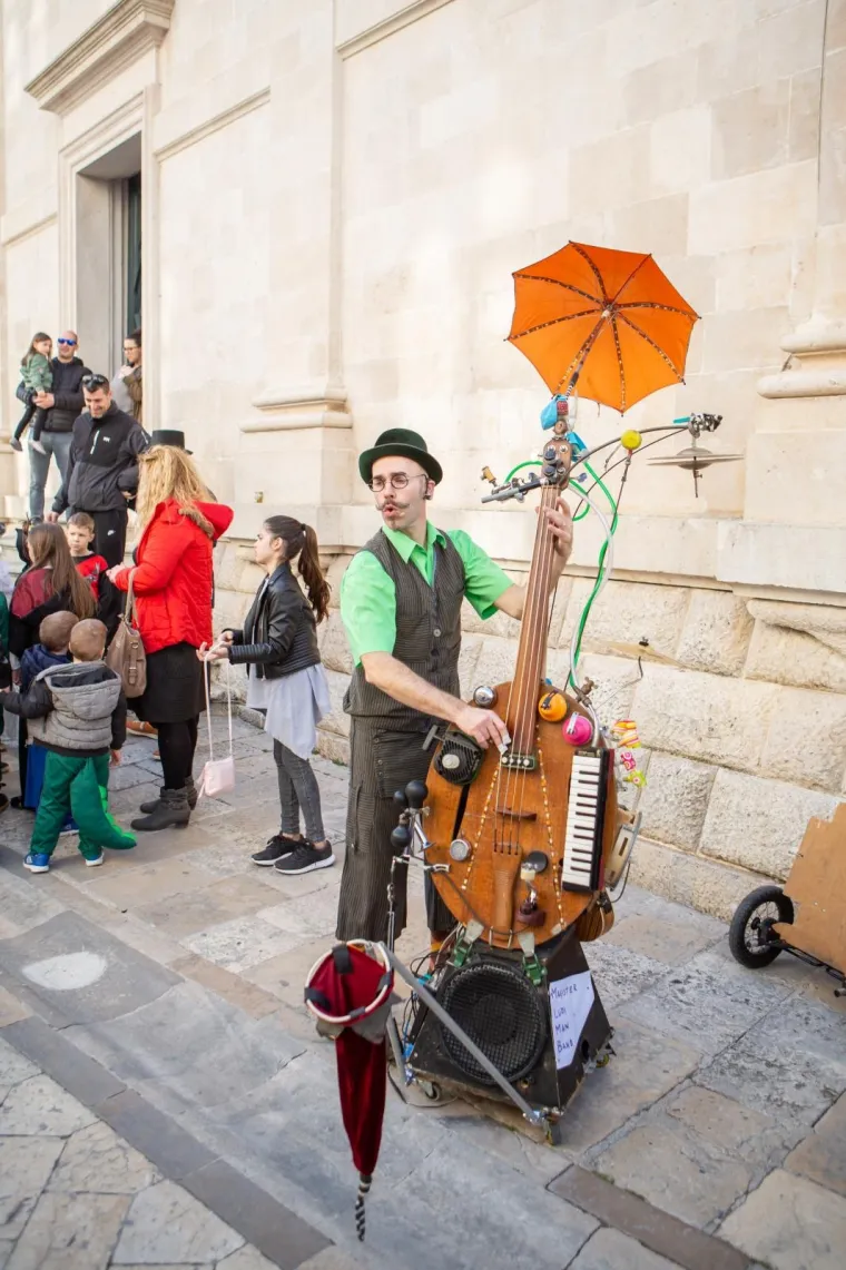 Dubrovnik: Maškarana povorka djece i roditelja preko Straduna 03.03.2019., Stradun, Dubrovnik - Maskarana povorka djece i roditelja preko Straduna.
Photo: Grgo Jelavic/PIXSELL
