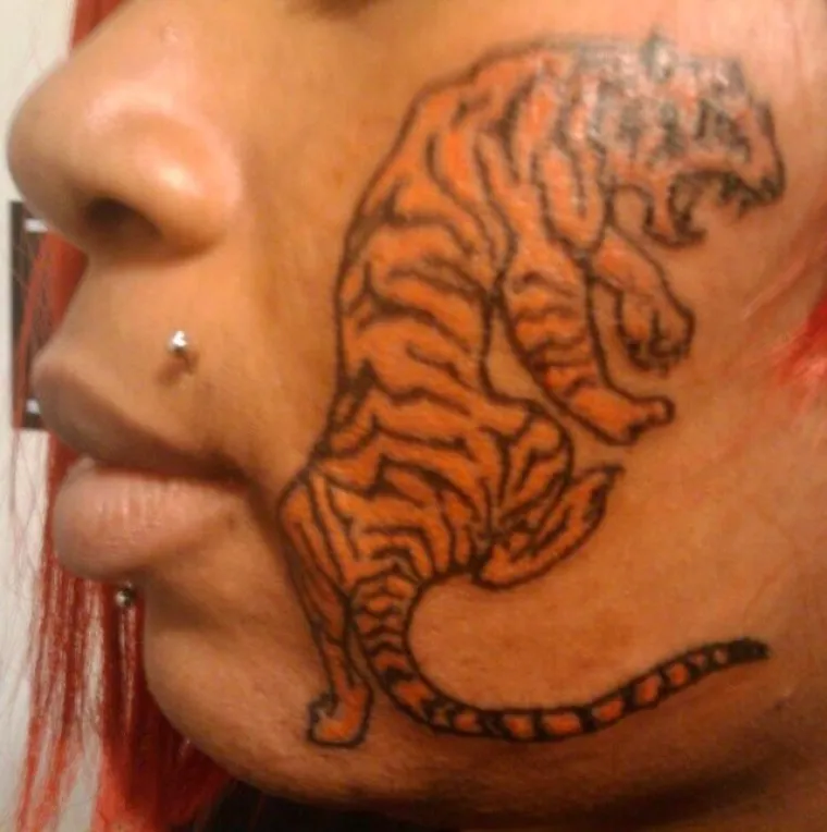 30 najgorih životnih odluka u obliku tetovaža: Kako vam je majka dopustila da si ovo napravite?