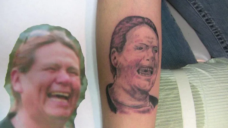 30 najgorih životnih odluka u obliku tetovaža: Kako vam je majka dopustila da si ovo napravite?