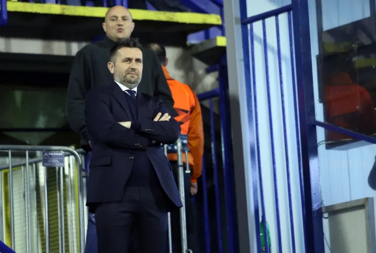 BOYSI POSLALI PORUKU SA SJEVERA: Pogledajte kako izgledaju tribine i od kuda Bjelica prati utakmicu