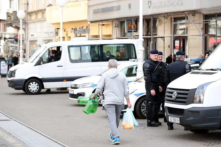 NAVIJAČKA GROZNICA U ZAGREBU: Grad di&scaron;e za Dinamo