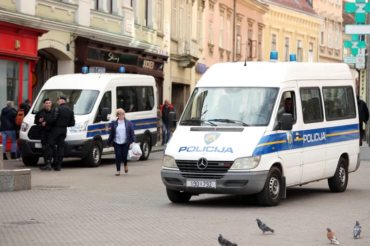 NAVIJAČKA GROZNICA U ZAGREBU: Grad di&scaron;e za Dinamo