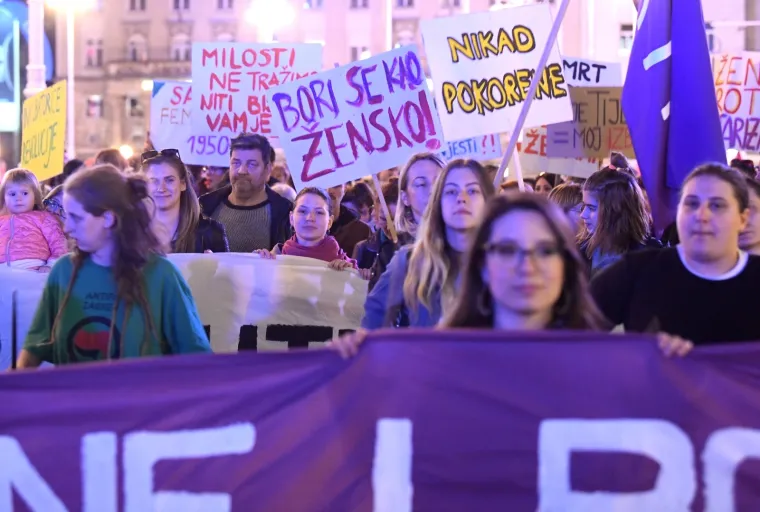 Zagreb: Žene u ovogodi&scaron;njem prosvjednom mar&scaron;u pod sloganom Glasne i borbene