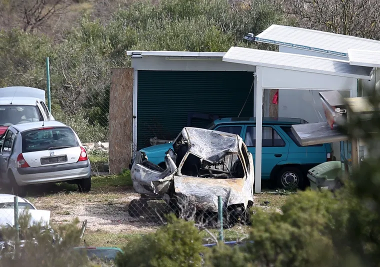 Stravična nesreća kod Primo&scaron;tena: Fiat sletio s ceste i zapalio se, djevojka izgorjela u autu
