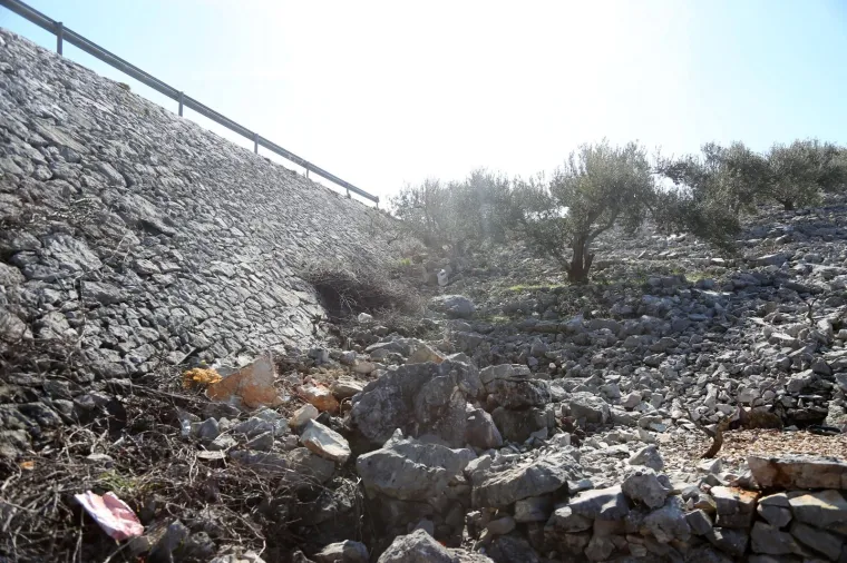 Stravična nesreća kod Primo&scaron;tena: Fiat sletio s ceste i zapalio se, djevojka izgorjela u autu