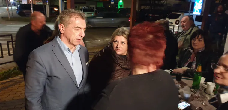 Pogledajte atmosferu u stožerima nakon objave rezultata bitke za Liku