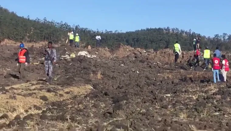 Pogledajte kako izgleda mjesto na koje se srušio Boeing 737: Od aviona ostale samo krhotine