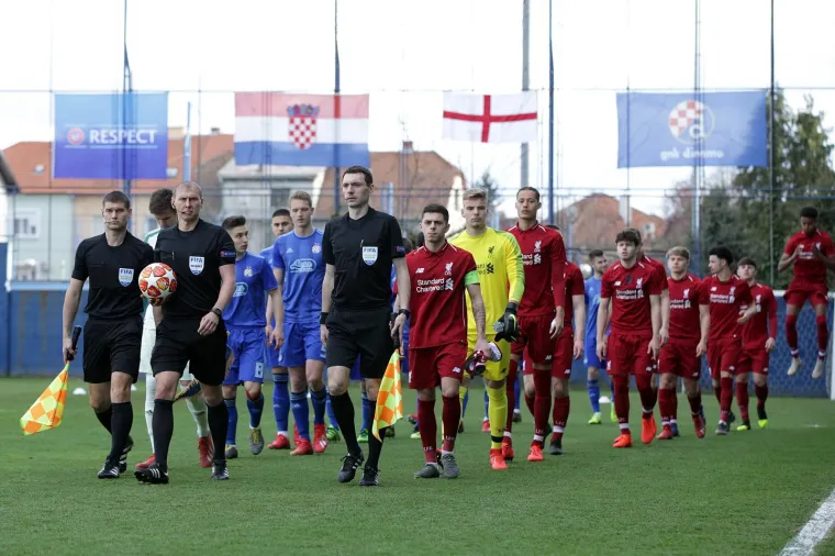 Dinamo - Liverpool