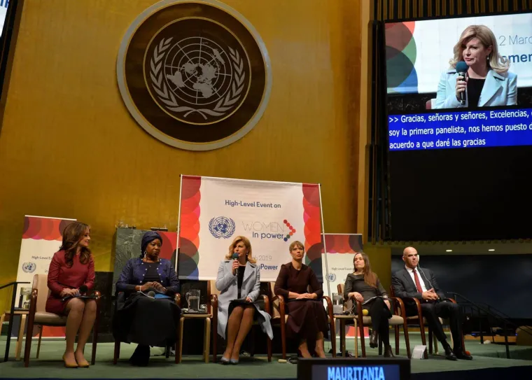 Opet modno briljirala: Predsjednica preuzela palicu Vijeća žena svjetskih lidera i stajlingom zasjenila kolegice