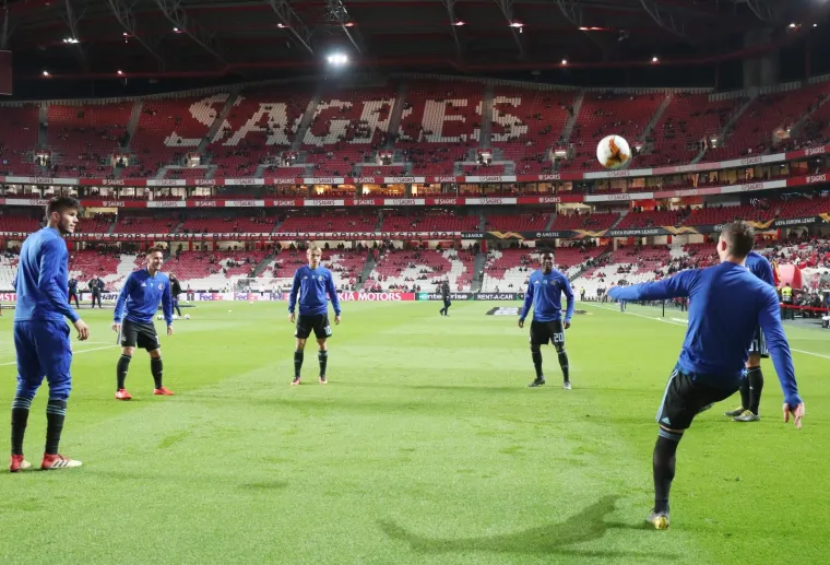 Oko 2000 navijača stiglo je podržati Dinamo u Lisabon, sve oči bile su uprte u jednu djevojku