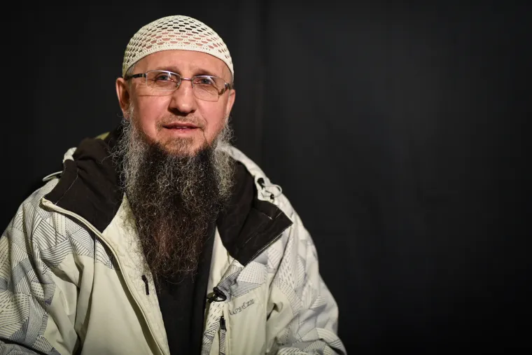 Izet Hadžić, vođa zajednice u O&scaron;vama