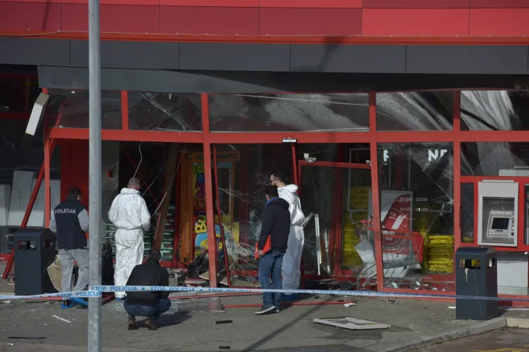 BOMBA EKSPLODIRALA U SKLOPU TRGOVINE, GRAĐANI &Scaron;OKIRANI: Tko je postavio eksplozivnu napravu u Zadru?