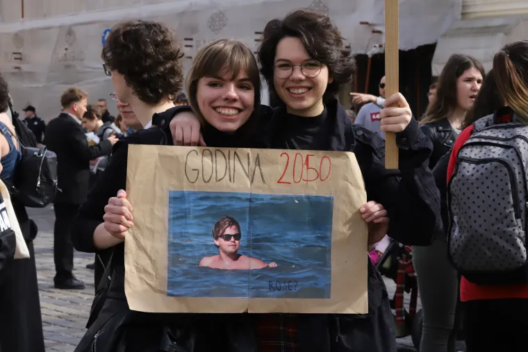 Mladi su osvjetlili obraz Hrvatske: Pogledajte &scaron;to smo sve zabilježili na prosvjedu učenika za klimu