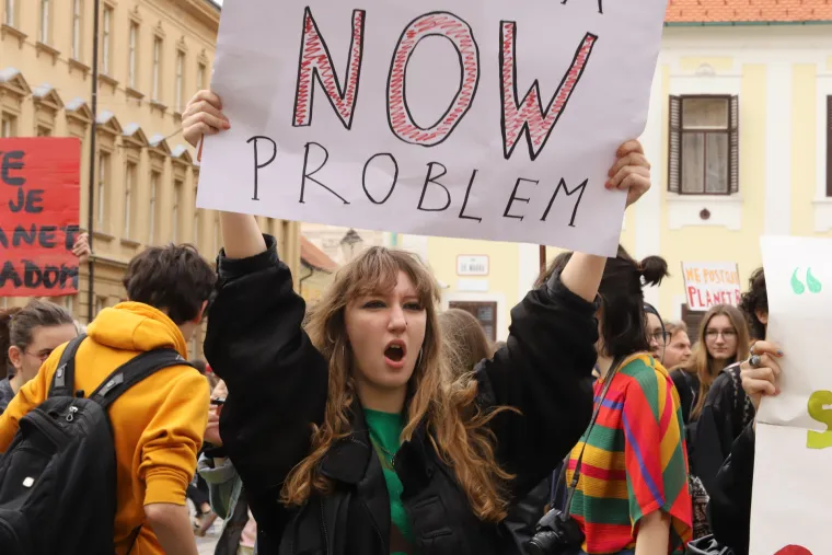 Mladi su osvjetlili obraz Hrvatske: Pogledajte &scaron;to smo sve zabilježili na prosvjedu učenika za klimu