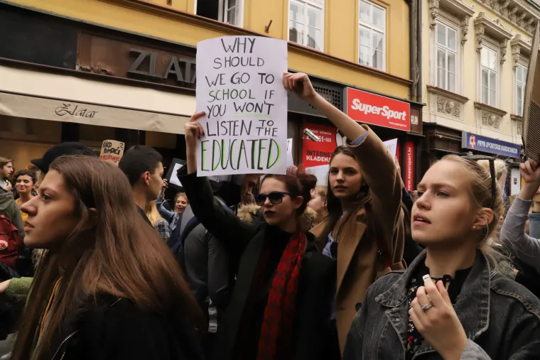 Mladi su osvjetlili obraz Hrvatske: Pogledajte &scaron;to smo sve zabilježili na prosvjedu učenika za klimu