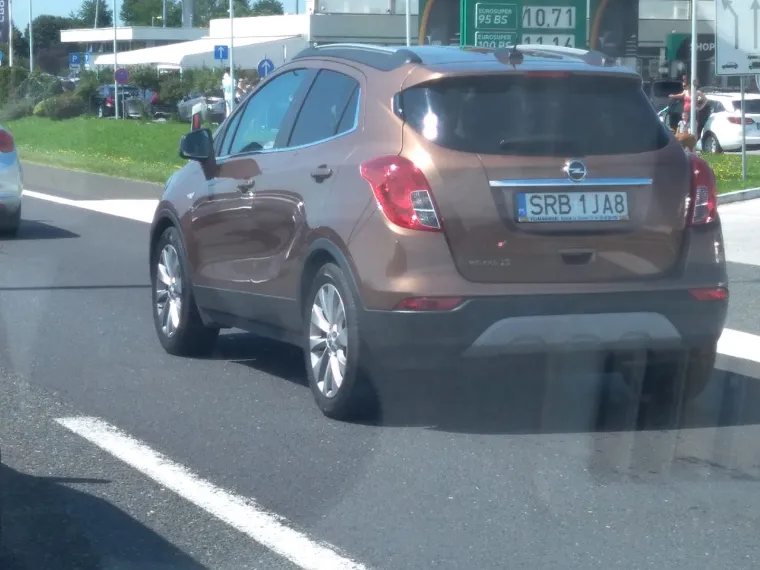 Ovi su si vozači stvarno dali truda: 20 najma&scaron;tovitijih registarskih tablica u regiji