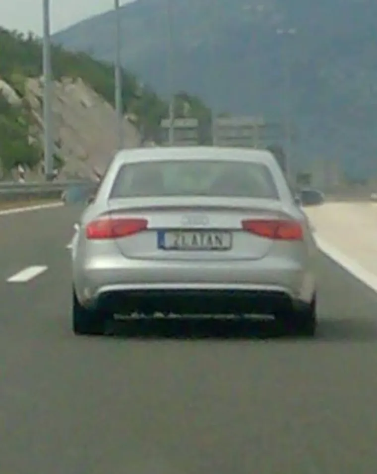 Ovi su si vozači stvarno dali truda: 20 najma&scaron;tovitijih registarskih tablica u regiji