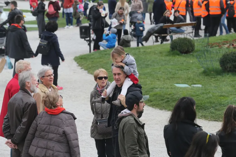 Prosvjed #spasime: Tomislavov trg u Zagrebu pun ljudi, do&scaron;ao i Plenković