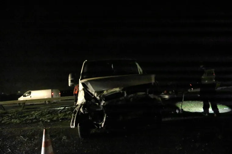 UŽAS: Lančani sudar na zagrebačkoj obilaznici, jedan automobil zavr&scaron;io na krovu