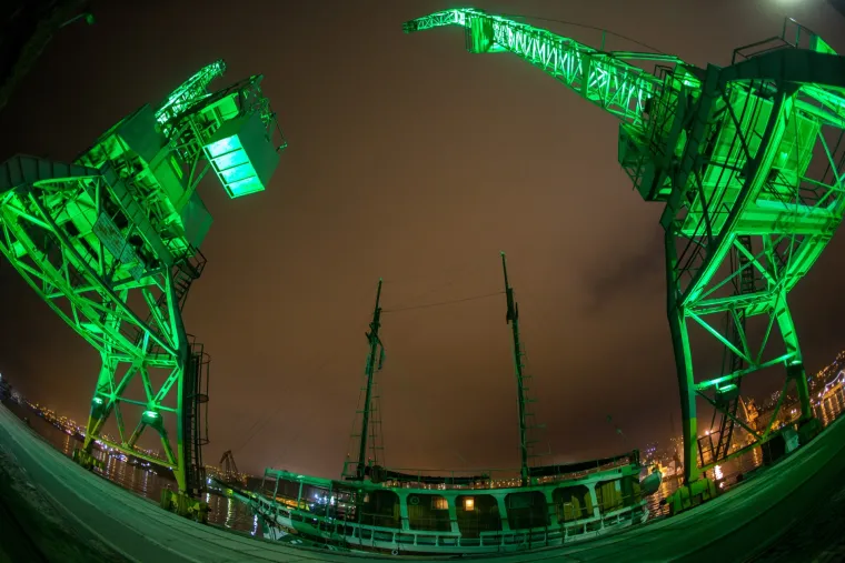 Riječke dizalice osvanule u zelenoj boji