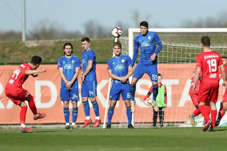 SRETAN VAM ROĐENDAN DEČKI: Boysi ponovno bili Dinamova snaga