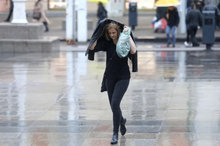 Gdje je nestalo proljeće? Ki&scaron;a i zahlađenje dočekali Zagrepčane na početku radnog tjedna