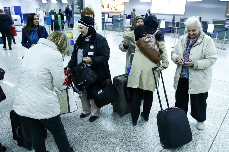 Majke Srebrenice otputovale u Haag: 'Nadamo se da će Karadžić do kraja života ostati u zatvoru'