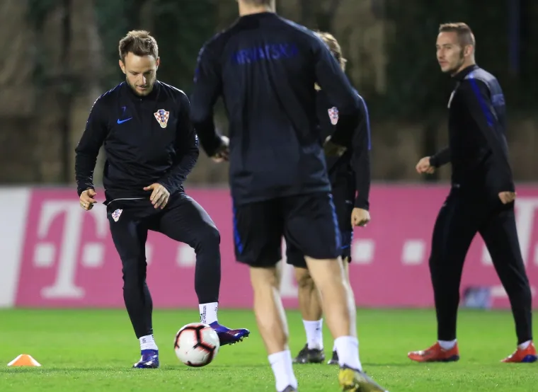 VATRENI DRIL UOČI STARTA KVALIFIKACIJA: Azerbajdžan je u mislima