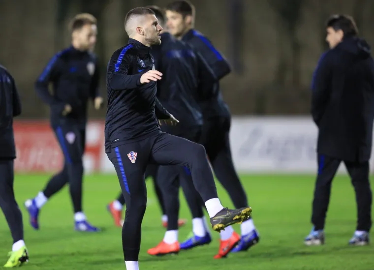 VATRENI DRIL UOČI STARTA KVALIFIKACIJA: Azerbajdžan je u mislima