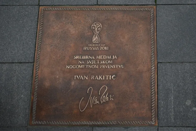 MARIO I IVICA IZAZVALI OPĆU HISTERIJU I ZAPALILI SVOJE SLAVONCE: Poput kakvih rock zvijezda