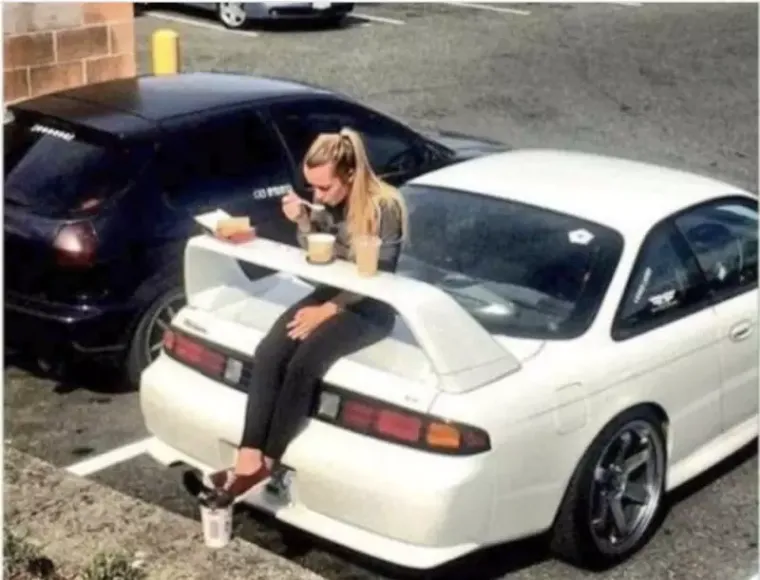 30 ljudi koji su nas davno ostavili u pra&scaron;ini i koji žive u 3019. godini