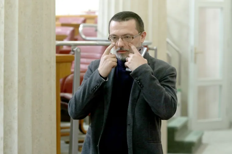 I sad neka netko kaže da ne rade: Pogledajte koji su zastupnici radili cijelu noć, a za jedno su na&scaron;li vremena