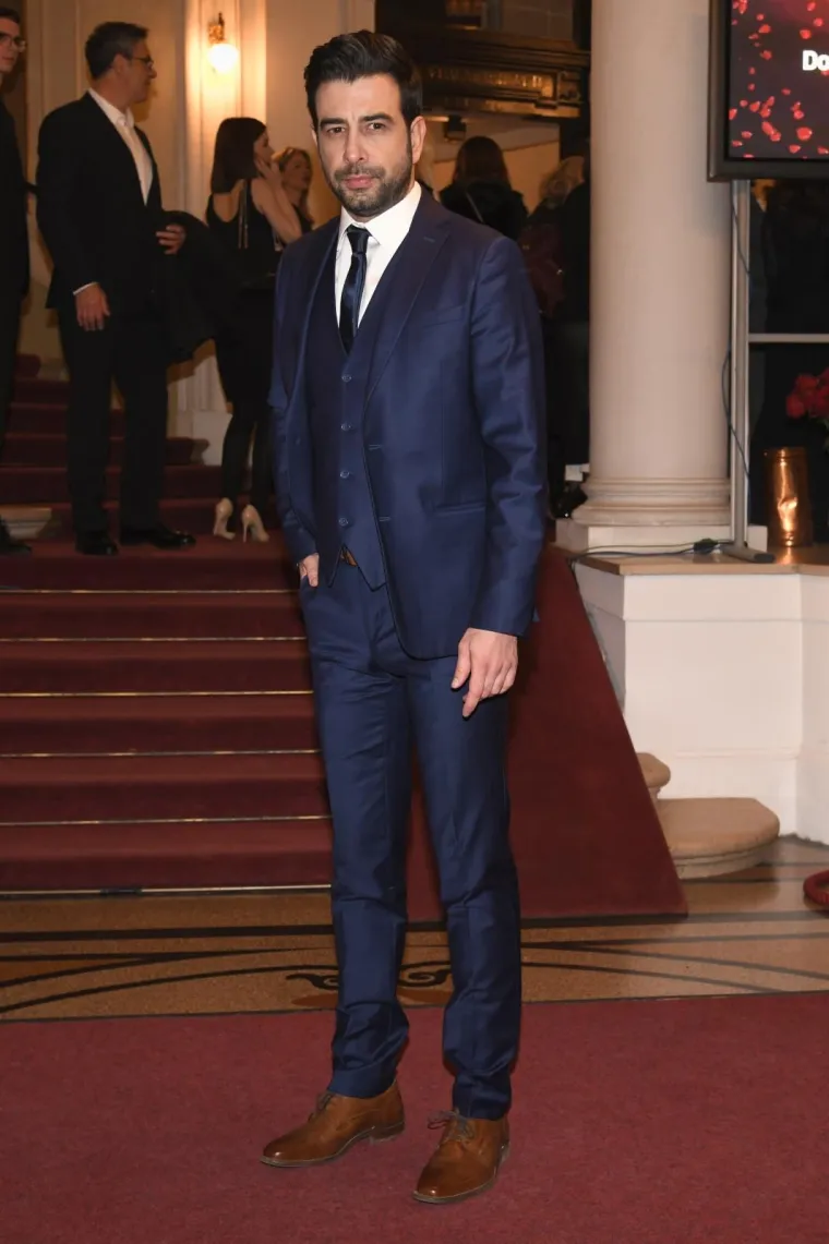 SEKSEPIL I ELEGANCIJA NA CRVENOM TEPIHU: Mehun izbacila nogu, a Rozga i Borna zaslijepile ubojitim dekolteima