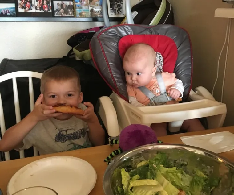 LJUBOMORA... ILI DIVLJENJE SAMO?! Urnebesne face ljudi koji nisu imali pojma da ih fotkaju dok su najranjiviji