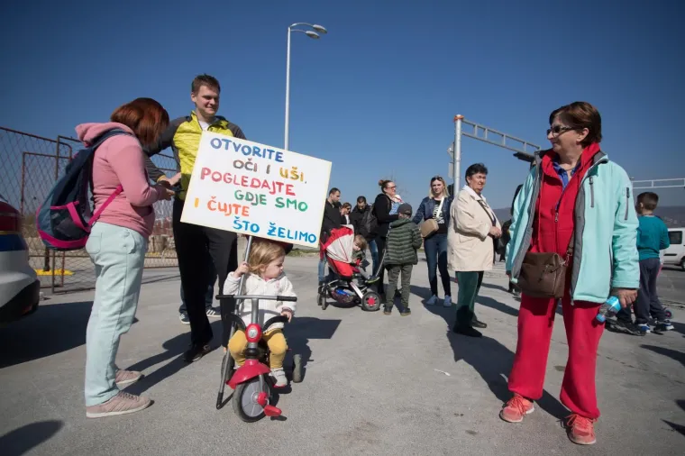 Stanovnici &Scaron;panskog ne mogu vi&scaron;e &scaron;utjeti: 'Otvorite oči i u&scaron;i, pogledajte gdje smo i čujte &scaron;to želimo'