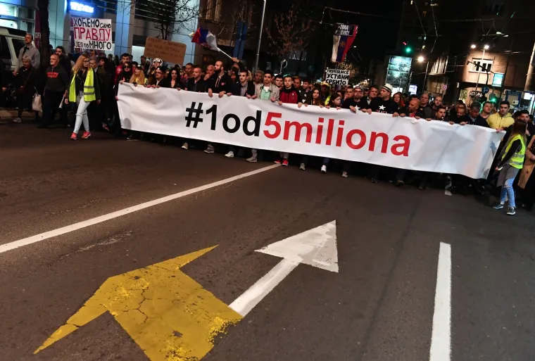 Tisuće na ulicama Beograda: Vučić im poručio 'Država će znati odgovoriti'