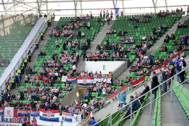 Kockice okupirale Budimpe&scaron;tu: Pogledajte sjajnu atmosferu uoči dvoboja Mađarske i Hrvatske!