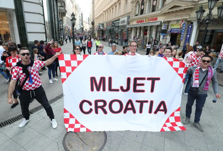 Hrvatski navijači u Budimpe&scaron;ti