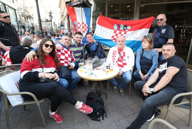 Hrvatski navijači u Budimpe&scaron;ti