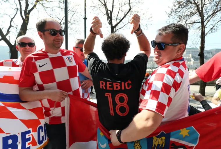 Hrvatski navijači u Budimpe&scaron;ti