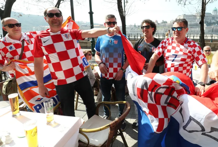 Hrvatski navijači u Budimpe&scaron;ti