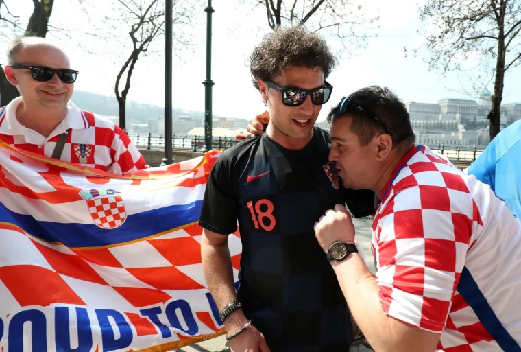 Hrvatski navijači u Budimpe&scaron;ti
